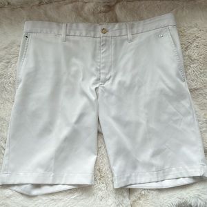 White J. Lindeberg Eloy golf shorts